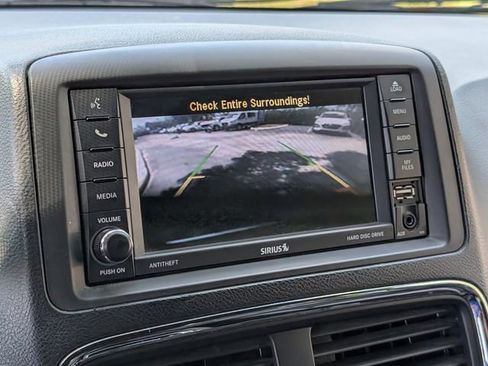 Used 2018 Dodge Grand Caravan GT FWD image 26
