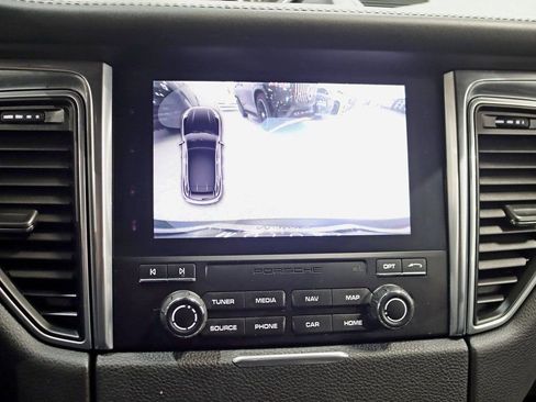 Used 2018 Porsche Macan GTS image 20