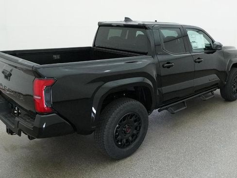 New 2026 Toyota Tacoma SR5 image 4