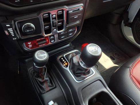 Used 2023 Jeep Wrangler Unlimited Rubicon 392 AWD/4WD image 27