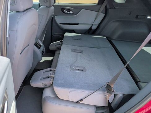 Used 2019 Chevrolet Blazer LT FWD image 35