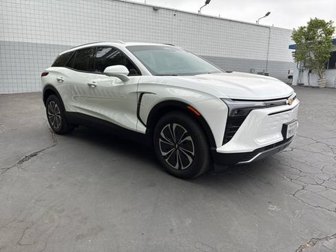Used 2024 Chevrolet Blazer EV LT AWD/4WD image 2