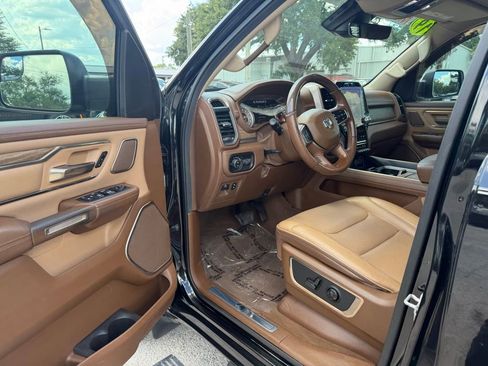 Used 2019 RAM 1500 Limited RWD image 18