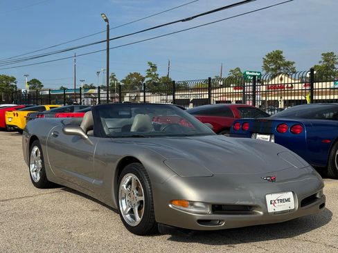Used 2000 Chevrolet Corvette Convertible w/ Memory Pkg image 7