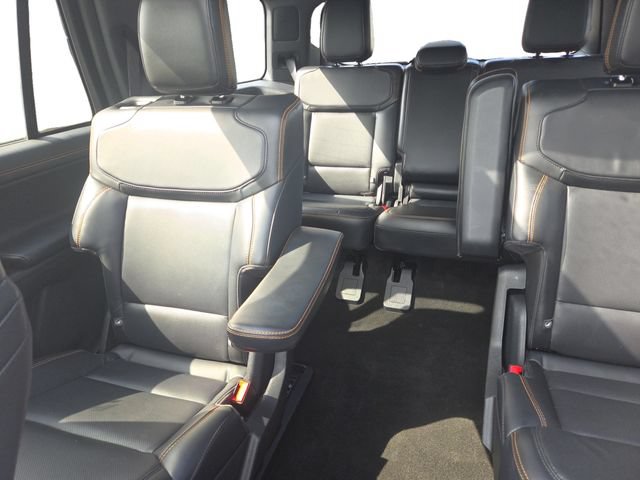 Used 2025 Ford Expedition Tremor AWD/4WD image 40