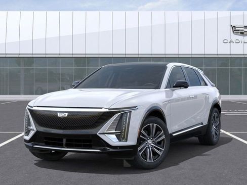 New 2026 Cadillac Lyriq Luxury w/ LPO, Floor Liner Package RWD image 6