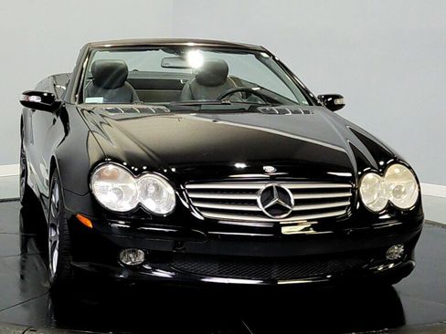 Used 2005 Mercedes-Benz SL 500 image 2