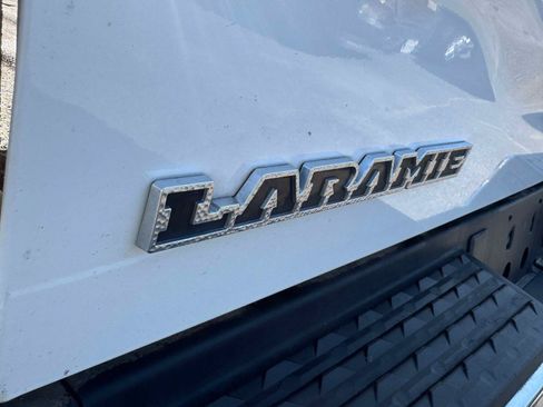 Used 2024 RAM 3500 Laramie AWD/4WD image 12