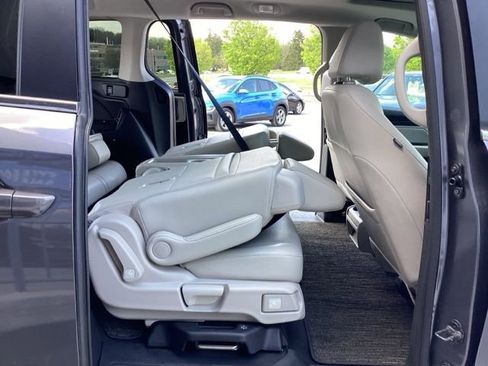 Used 2025 Honda Odyssey EX-L image 18