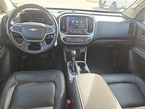 Used 2022 Chevrolet Colorado LT w/ Luxury Package image 12