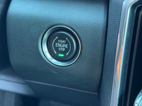 New 2026 GMC Acadia Denali w/ Super Cruise Package image 29