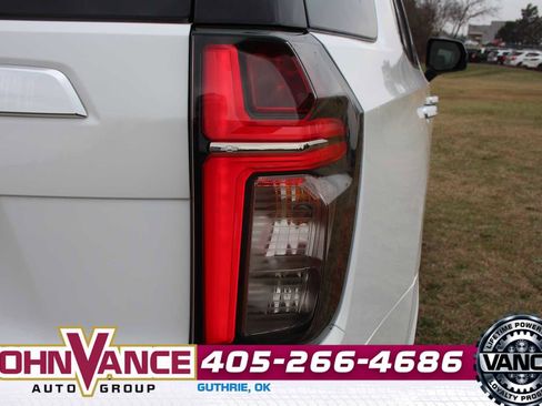 Used 2023 Chevrolet Tahoe High Country image 11