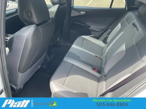 Used 2023 Volkswagen ID.4 Pro S RWD image 39