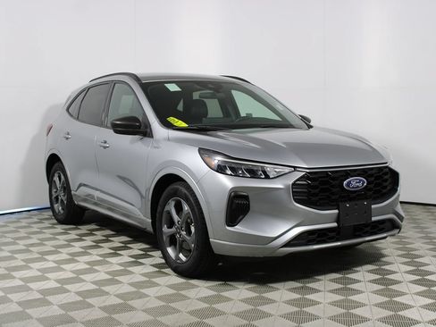 Used 2023 Ford Escape ST-Line w/ Equipment Group 301A FWD image 20