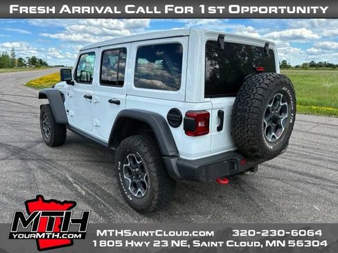 Used 2022 Jeep Wrangler Unlimited Rubicon w/ Cold Weather Group AWD/4WD image 6