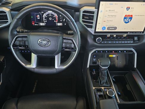 Used 2024 Toyota Tundra Platinum AWD/4WD image 14