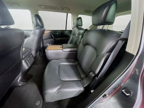 Used 2022 Nissan Armada SL w/ Captain's Chairs Package RWD image 27