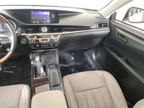 Used 2018 Lexus ES 350 image 17