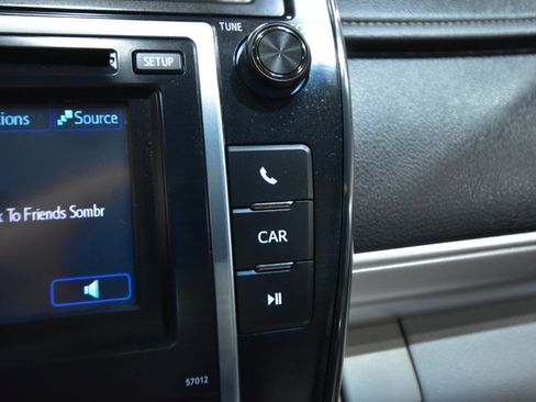 Used 2012 Toyota Camry LE image 20