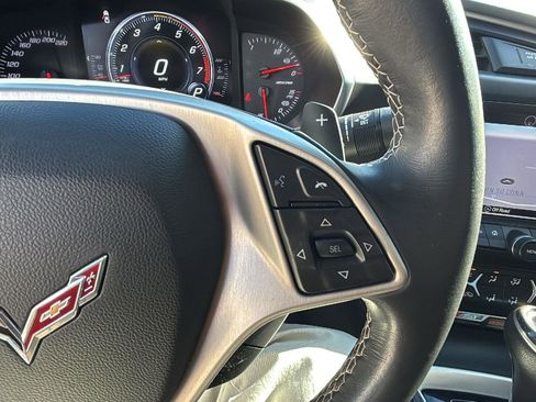 Used 2016 Chevrolet Corvette Z06 w/ 3LZ Preferred Equipment Group image 17