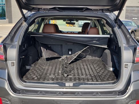 Used 2021 Subaru Outback Touring XT image 14