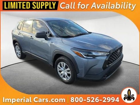 Used 2022 Toyota Corolla Cross L FWD image 1