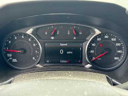 Used 2024 Chevrolet Equinox LT FWD image 29