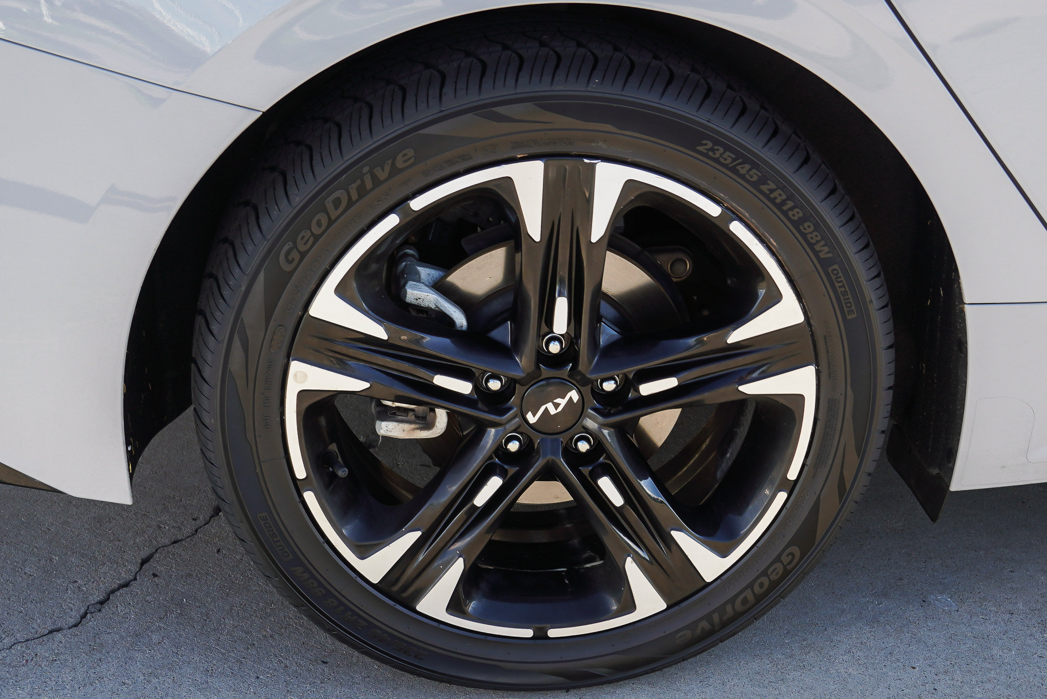 Used 2024 Kia K5 GT-Line AWD/4WD image 11