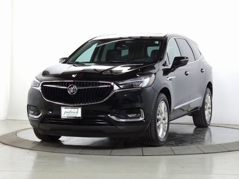 Used 2018 Buick Enclave Premium w/ Experience Buick Package image 3