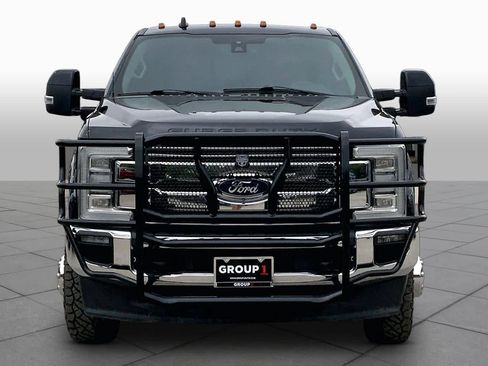 Used 2019 Ford F350 Lariat w/ Lariat Ultimate Package AWD/4WD image 4