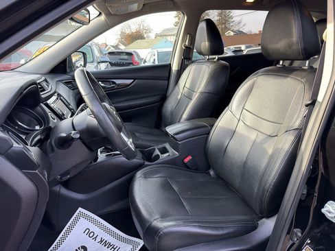 Used 2017 Nissan Rogue SL w/ SL Premium Package image 11