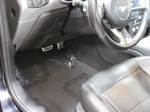 Used 2021 Ford Mustang Premium image 43