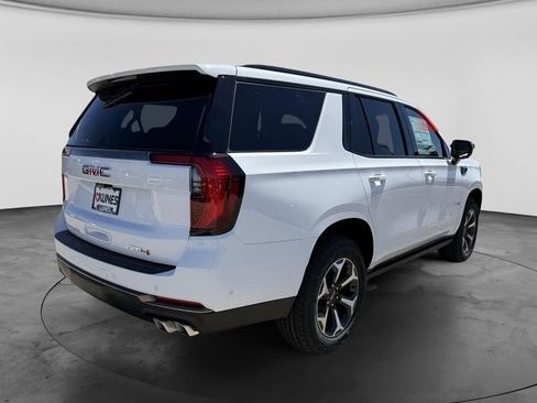 New 2026 GMC Yukon AT4 Ultimate AWD/4WD image 9