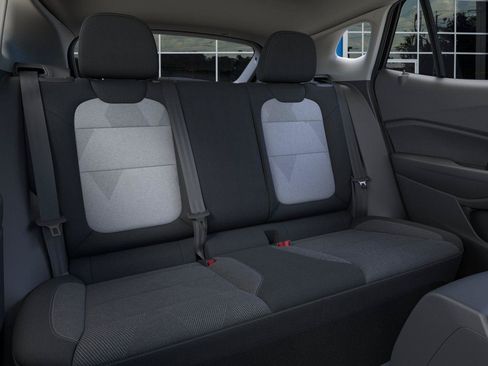 New 2026 Chevrolet Trax LS w/ LS Convenience Package FWD image 17