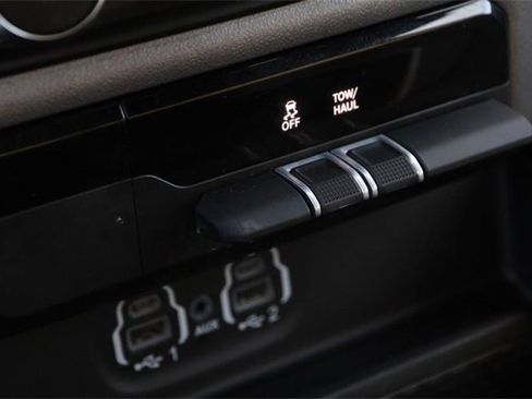 Used 2023 RAM 1500 Big Horn image 18