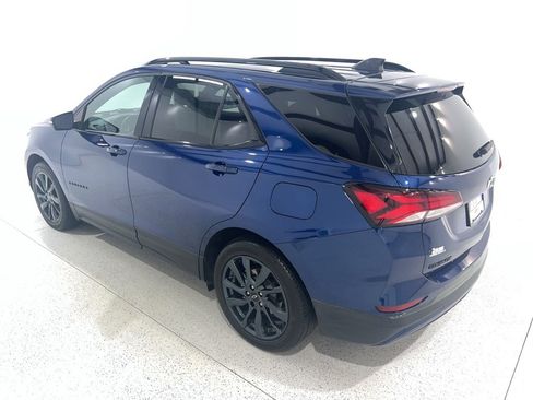 Used 2022 Chevrolet Equinox RS w/ RS Leather Package image 3