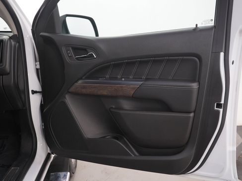 Used 2022 GMC Canyon Denali AWD/4WD image 9