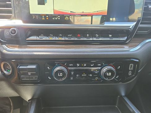 Used 2024 Chevrolet Silverado 1500 RST AWD/4WD image 22