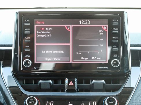 Certified 2022 Toyota Corolla Cross XLE image 14