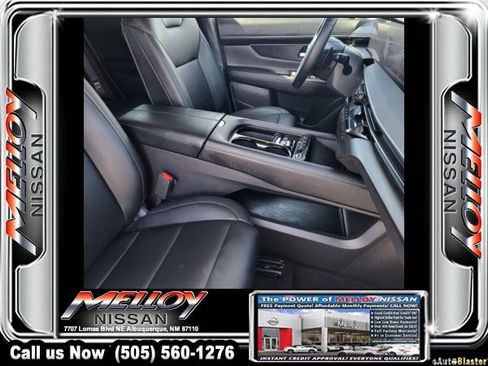 Certified 2025 Nissan Murano SV image 10