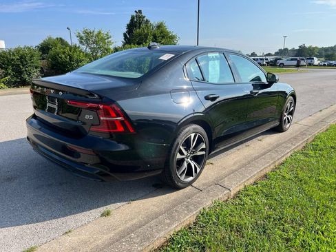 Used 2023 Volvo S60 B5 Plus FWD image 3