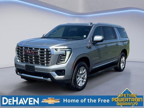 Used 2025 GMC Yukon XL Denali AWD/4WD image 2