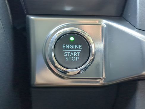 Certified 2023 Ford F150 Lariat w/ Equipment Group 502A High image 27