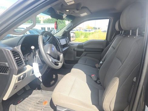 Used 2018 Ford F150 XLT image 9