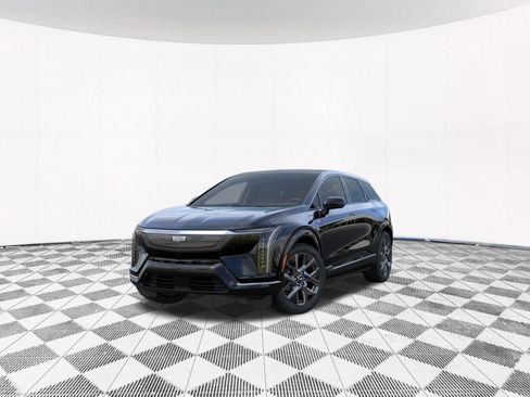 New 2027 Cadillac Optiq Luxury w/ LPO, Floor Liner Package AWD/4WD image 2