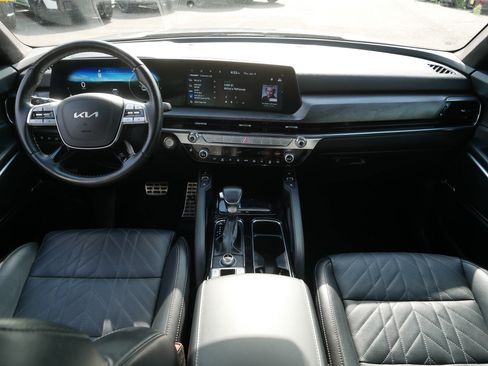 Certified 2025 Kia Telluride SX Prestige X-Line AWD/4WD image 10