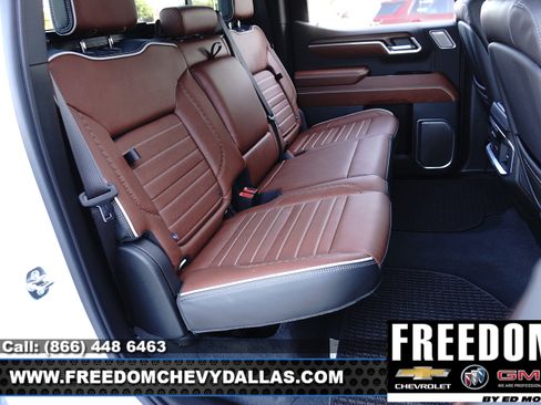 Used 2026 GMC Sierra 1500 Denali Ultimate AWD/4WD image 12
