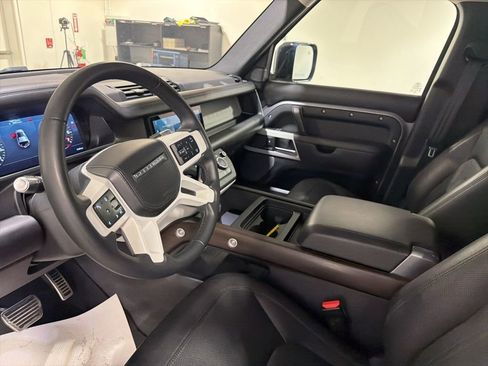 Used 2020 Land Rover Defender 110 HSE AWD/4WD image 10