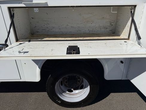 Used 2020 Ford F550 4x4 Crew Cab Super Duty image 35