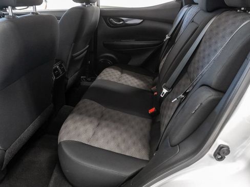 Used 2022 Nissan Rogue Sport SV AWD/4WD image 24